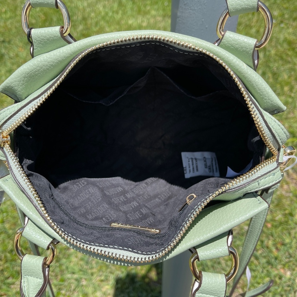 STEVE MADDEN BJessie Crossbody Bag In Green - Picture 12 of 12